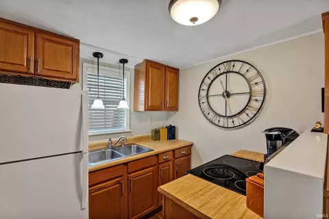 637 S St, Bedford, IN 47421 photo 12
