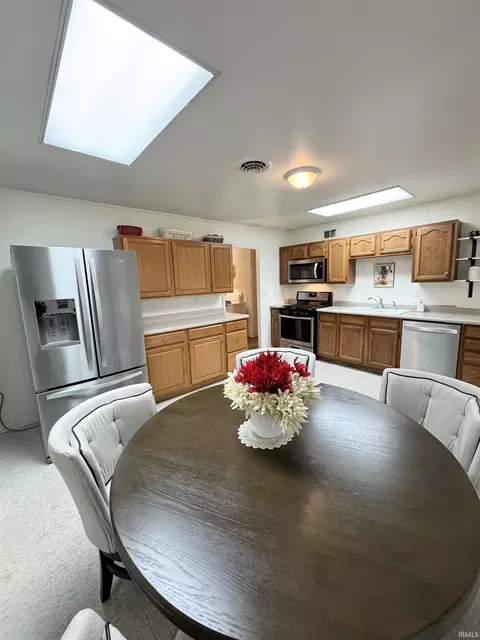 109 Marion Blvd, Covington, IN 47932 photo 7