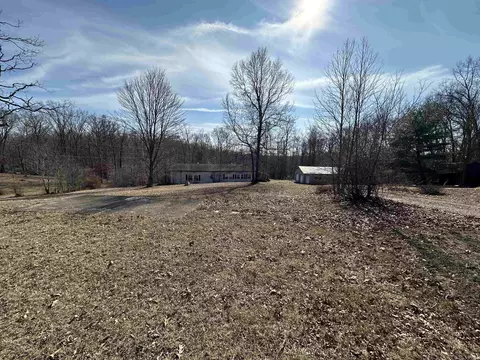 1446 Washboard Rd, Bedford, IN 47421 photo 3