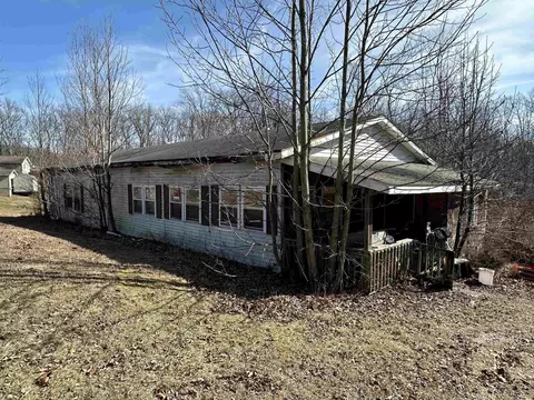 1446 Washboard Rd, Bedford, IN 47421 photo 4