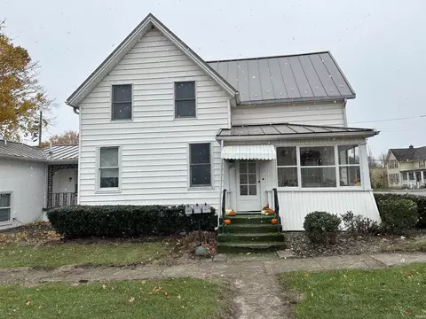 202 E Spring St, Lagrange, IN 46761 photo 1