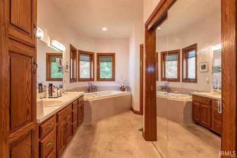 Bath - 3705 E Devonshire Ln, Bloomington, IN 47408 photo 1 of 4