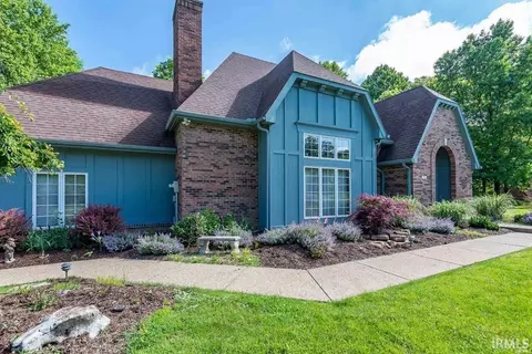 Exterior - 3705 E Devonshire Ln, Bloomington, IN 47408 photo 2 of 10