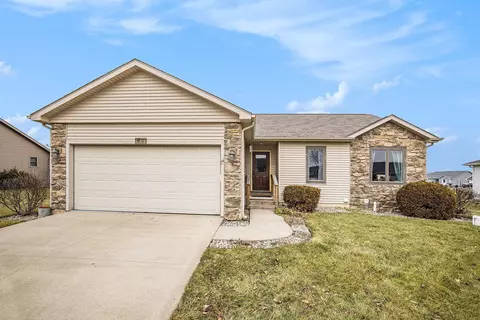 18315 Gyr Ct, New Paris, IN 46553