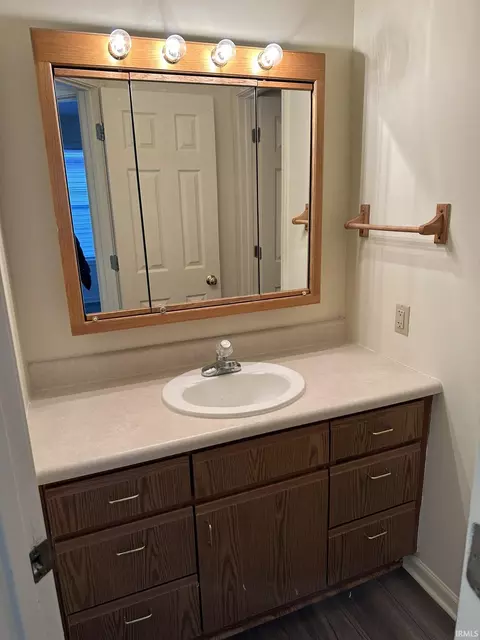 603 E 26th St, Marion, IN 46953 photo 12