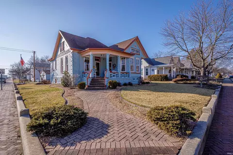 601 Locust St, Mount Vernon, IN 47620 photo 1