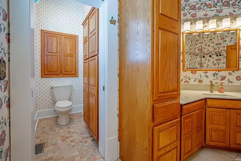 601 Locust St, Mount Vernon, IN 47620 photo 17