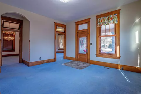 601 Locust St, Mount Vernon, IN 47620 photo 6