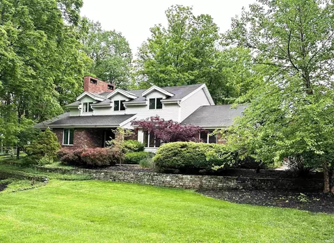 891 S Woodscrest Dr, Bloomington, IN 47401
