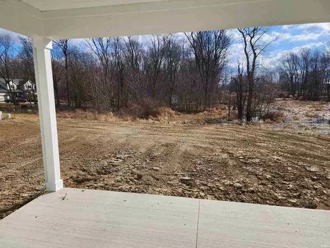 Exterior - 13750 Stone Table Blvd, Fort Wayne, IN 46845 photo 4 of 6