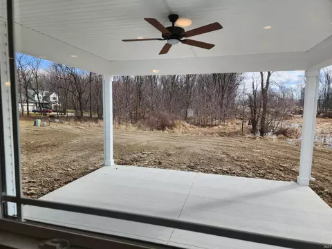 Exterior - 13750 Stone Table Blvd, Fort Wayne, IN 46845 photo 5 of 6