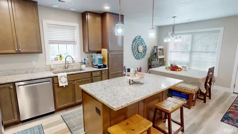 907 Reyling Dr #4, Jasper, IN 47546 photo 4