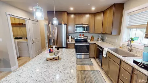 907 Reyling Dr #4, Jasper, IN 47546 photo 3