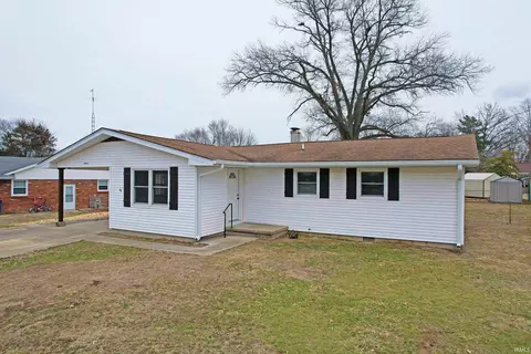 Exterior - 16 Lambert Dr, Mount Carmel, IL 62863 photo 3 of 8