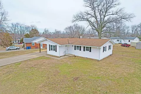Exterior - 16 Lambert Dr, Mount Carmel, IL 62863 photo 5 of 8
