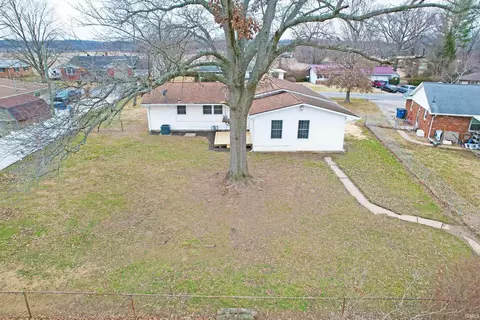 Exterior - 16 Lambert Dr, Mount Carmel, IL 62863 photo 7 of 8
