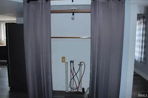 Bedroom - 512 Washington St, Covington, IN 47932 photo 1 of 4