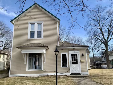 445 S Meridian St, Winchester, IN 47394