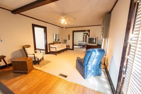 2017 S Meridian Rd, Mitchell, IN 47446 photo 4