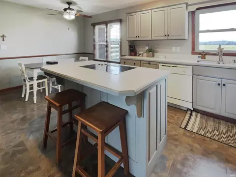 276 E 300 N, Jasper, IN 47546 photo 5