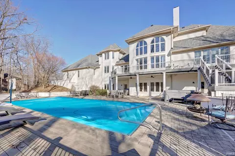 Exterior - 3718 E Devonshire Ct, Bloomington, IN 47408 photo 3 of 4