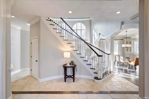 Entry Way - 3718 E Devonshire Ct, Bloomington, IN 47408 photo 2 of 2
