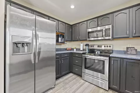Kitchen - 875 Plank Rd, Waterloo, IN 46793 photo 4 of 4