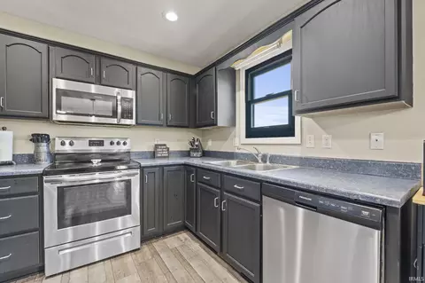 Kitchen - 875 Plank Rd, Waterloo, IN 46793 photo 3 of 4
