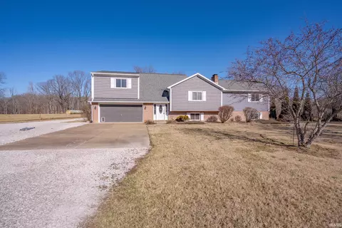 4500 Maxville Rd, Boonville, IN 47601
