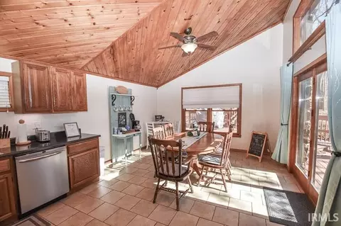 7210 E Pine Grove Rd, Bloomington, IN 47401 photo 11