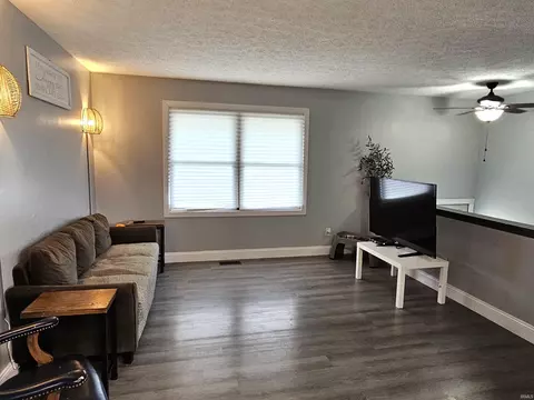 2875 E Carowinds Ct, Bloomington, IN 47401 photo 5