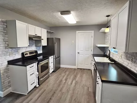 2875 E Carowinds Ct, Bloomington, IN 47401 photo 6