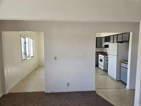 204 E Pickwick Dr, Syracuse, IN 46567 photo 9
