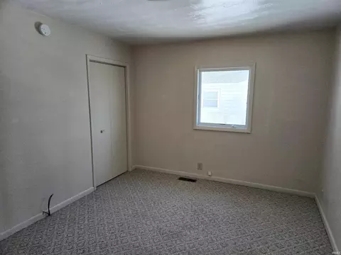 204 E Pickwick Dr, Syracuse, IN 46567 photo 19