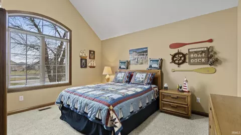 Bedroom - 1215 Eckhart Ave, Auburn, IN 46706 photo 2 of 4