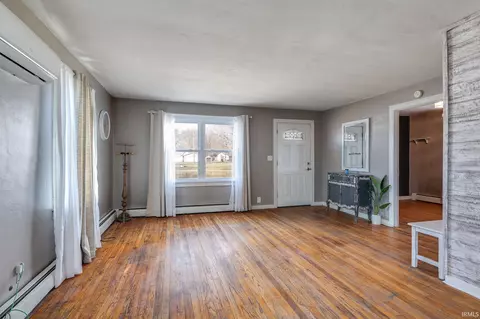 126 E Summit St, Delphi, IN 46923 photo 5