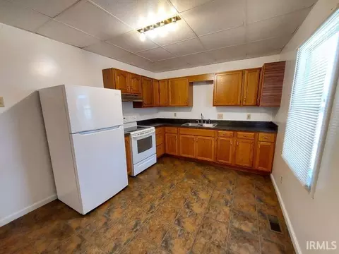 404 E 14th St, Jasper, IN 47546 photo 10