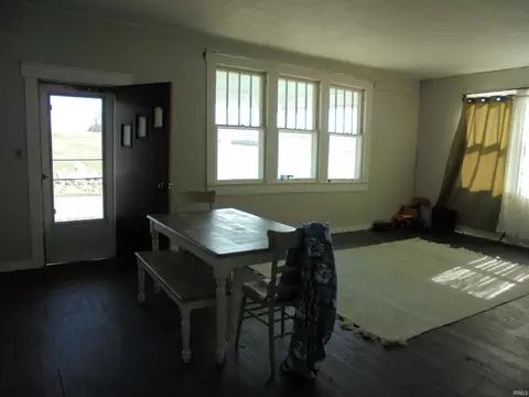 Dining - 7157 N Wilbur Wright, Mooreland, IN 47360 photo 2 of 2