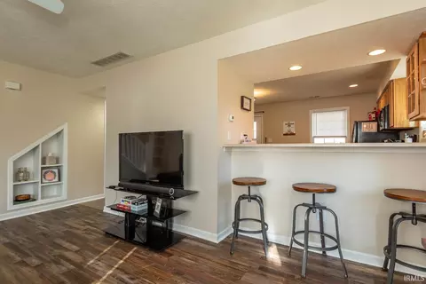 2718 E Bressingham Way, Bloomington, IN 47401 photo 9
