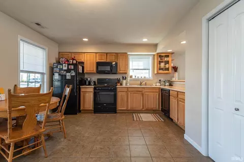 2718 E Bressingham Way, Bloomington, IN 47401 photo 12