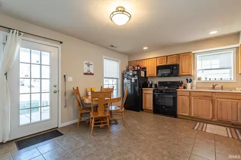 2718 E Bressingham Way, Bloomington, IN 47401 photo 10