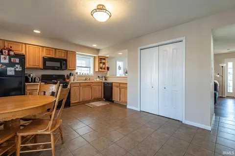 2718 E Bressingham Way, Bloomington, IN 47401 photo 11