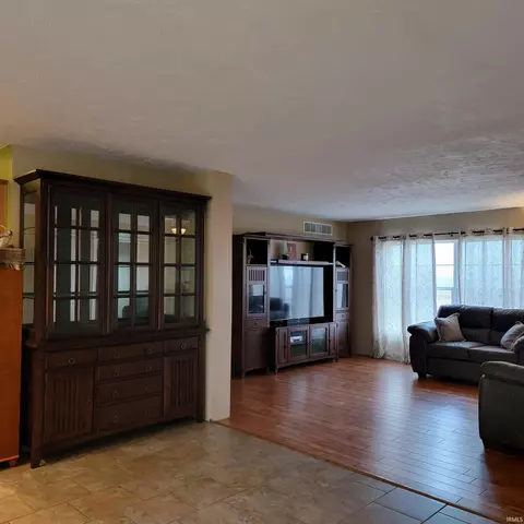 Living - 1055 S 750 E, Lagrange, IN 46761 photo 1 of 3