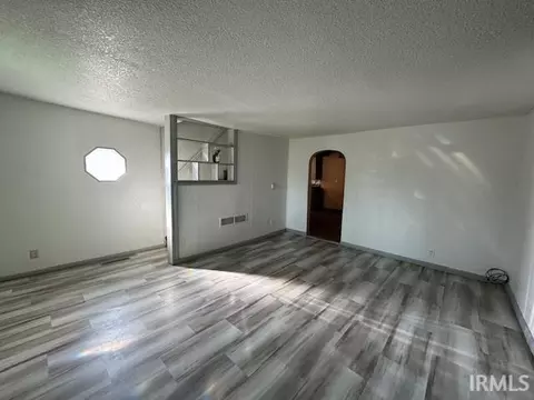 223 N Maple, Lagrange, IN 46761 photo 11