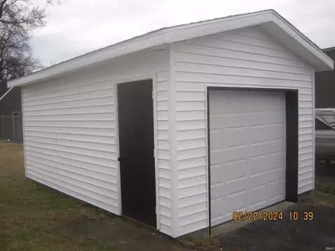 1114 E 29th St, Muncie, IN 47302 photo 11