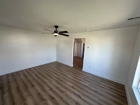1206 W Warren St, Mitchell, IN 47446 photo 3