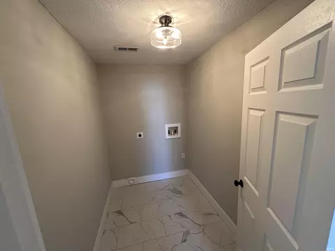 1206 W Warren St, Mitchell, IN 47446 photo 7