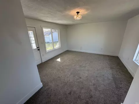 1206 W Warren St, Mitchell, IN 47446 photo 14