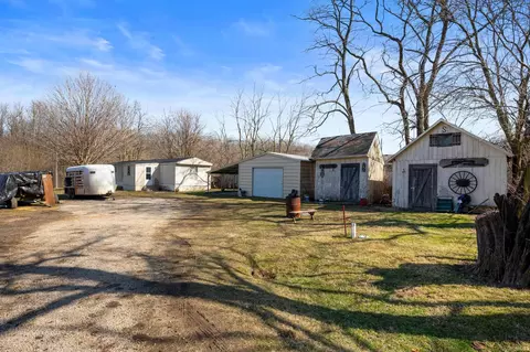 940 E Luray Rd, Springport, IN 47386 photo 3