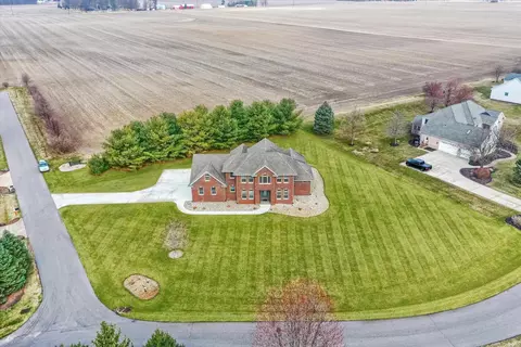 1102 Kingswood Rd W, West Lafayette, IN 47906